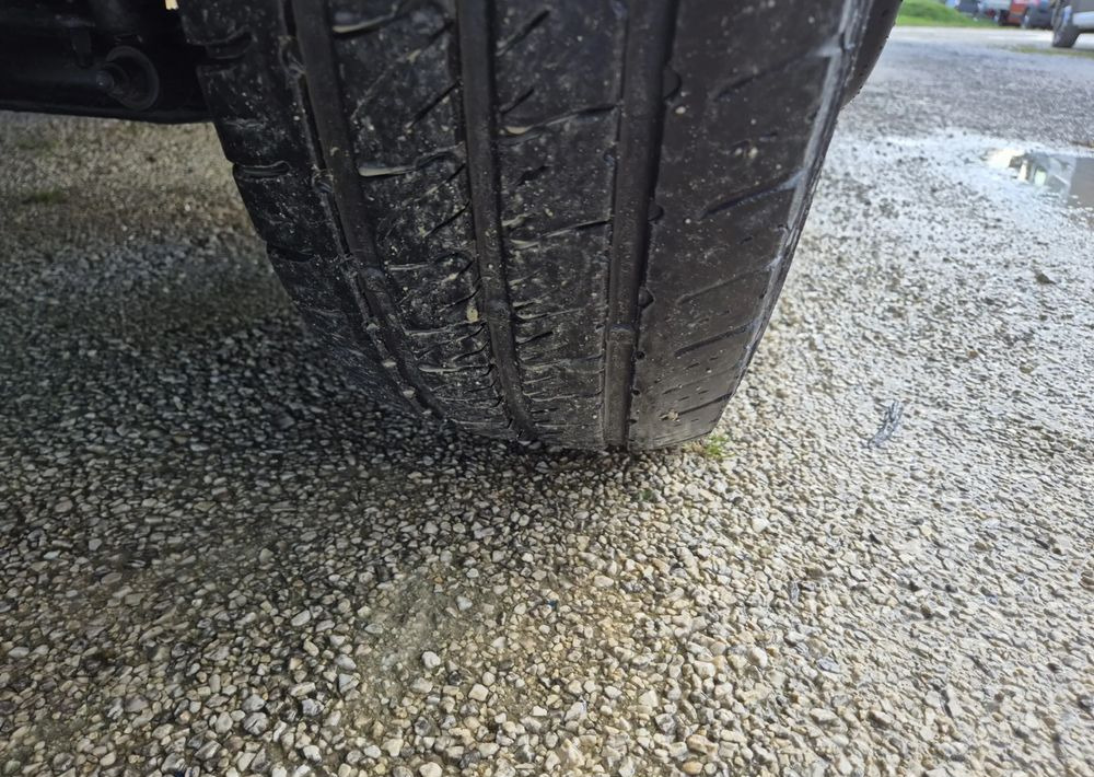 Camion à rideaux coulissants Nissan ATLEON 3.0 150KM: photos 19 Camion à rideaux coulissants Nissan ATLEON 3.0 150KM: photos 19