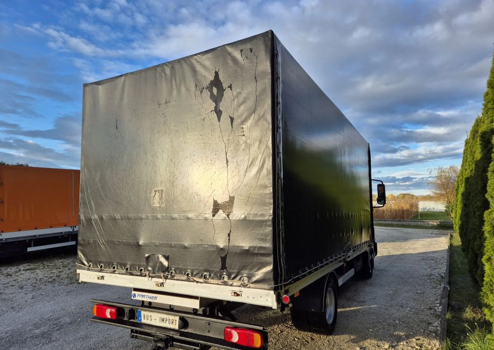 Camion à rideaux coulissants Nissan ATLEON 3.0 150KM: photos 7 Camion à rideaux coulissants Nissan ATLEON 3.0 150KM: photos 7