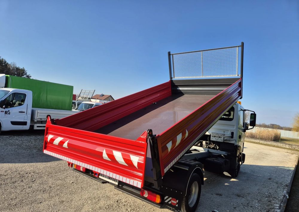 Nissan Atleon 56.13 3.0 130KM - Utilitaire benne: photos 4 Nissan Atleon 56.13 3.0 130KM - Utilitaire benne: photos 4