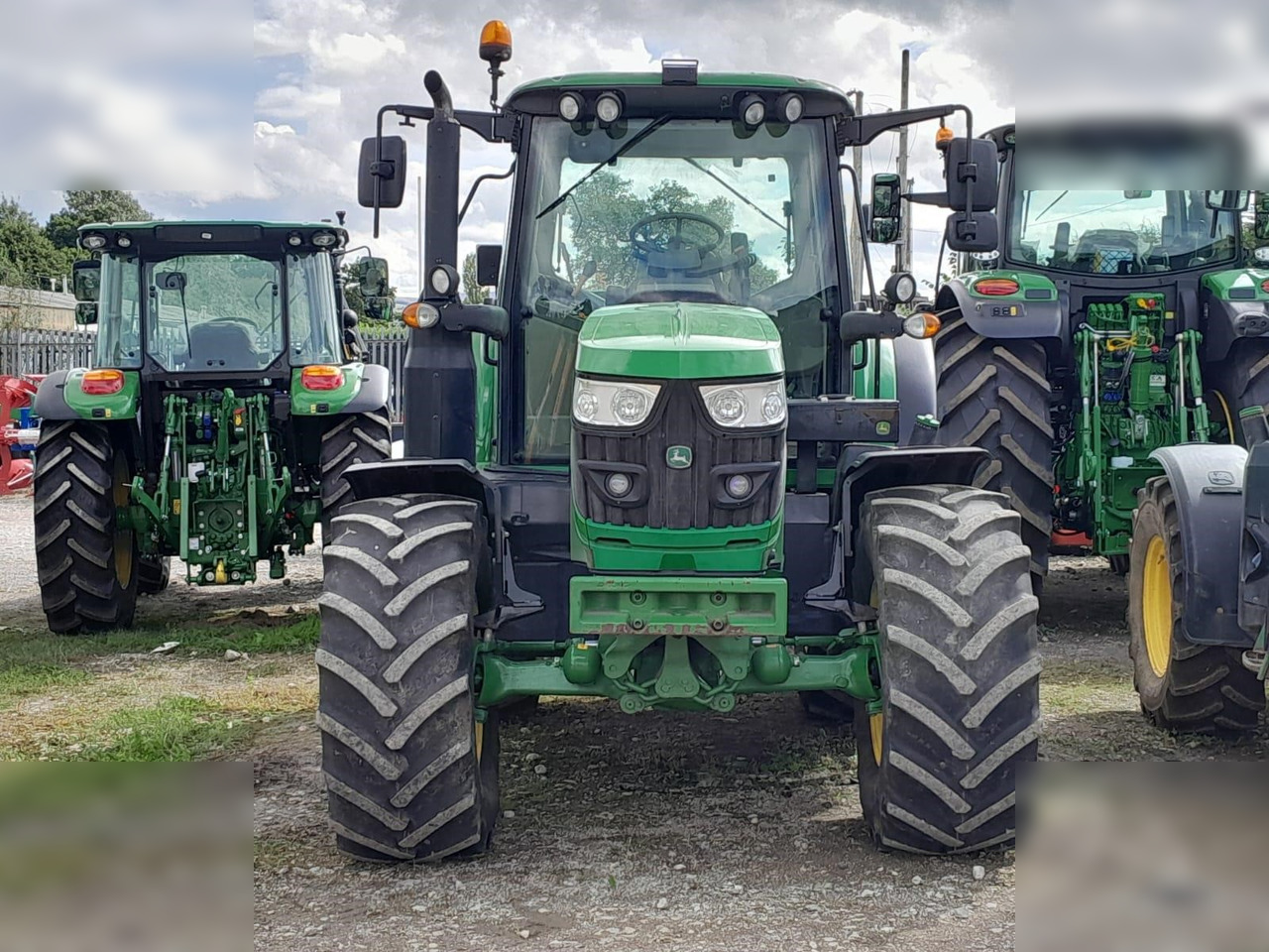 2018 JOHN DEERE 6130M - Tracteur agricole: photos 3 2018 JOHN DEERE 6130M - Tracteur agricole: photos 3