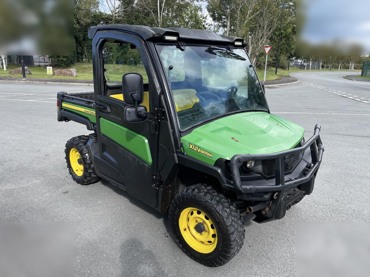 2020 JOHN DEERE GATOR XUV 865M - Véhicule de voirie/ Spécial: photos 1 2020 JOHN DEERE GATOR XUV 865M - Véhicule de voirie/ Spécial: photos 1