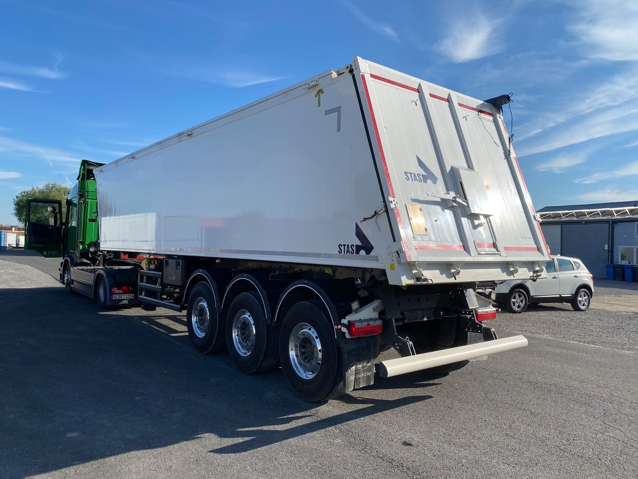Stas 3-achs Kippmulde S300CX Alumulde 45 cbm - Semi-remorque benne: photos 4 Stas 3-achs Kippmulde S300CX Alumulde 45 cbm - Semi-remorque benne: photos 4