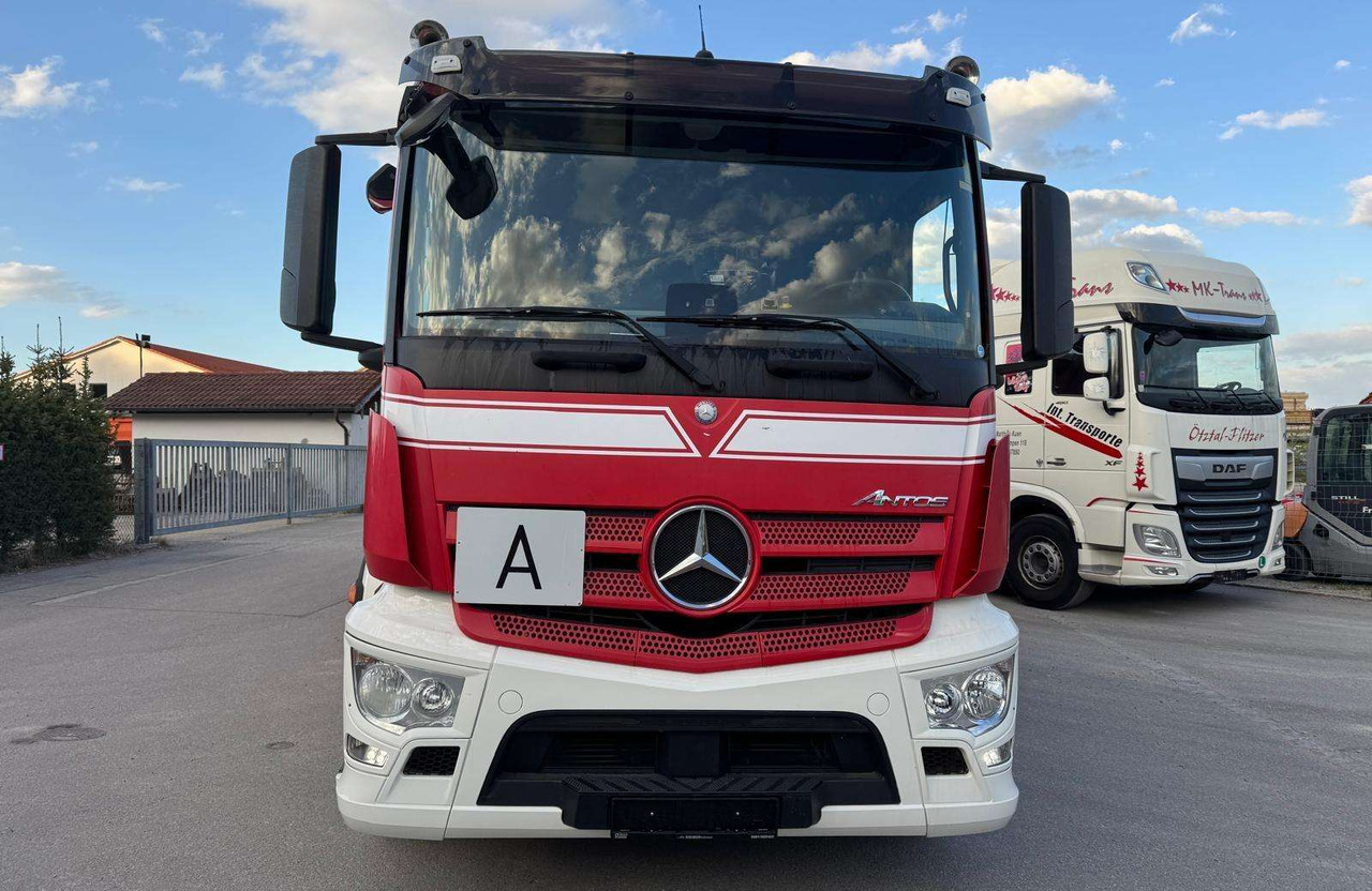 Mercedes-Benz Antos 35 40 - Benne à ordures ménagères: photos 2 Mercedes-Benz Antos 35 40 - Benne à ordures ménagères: photos 2