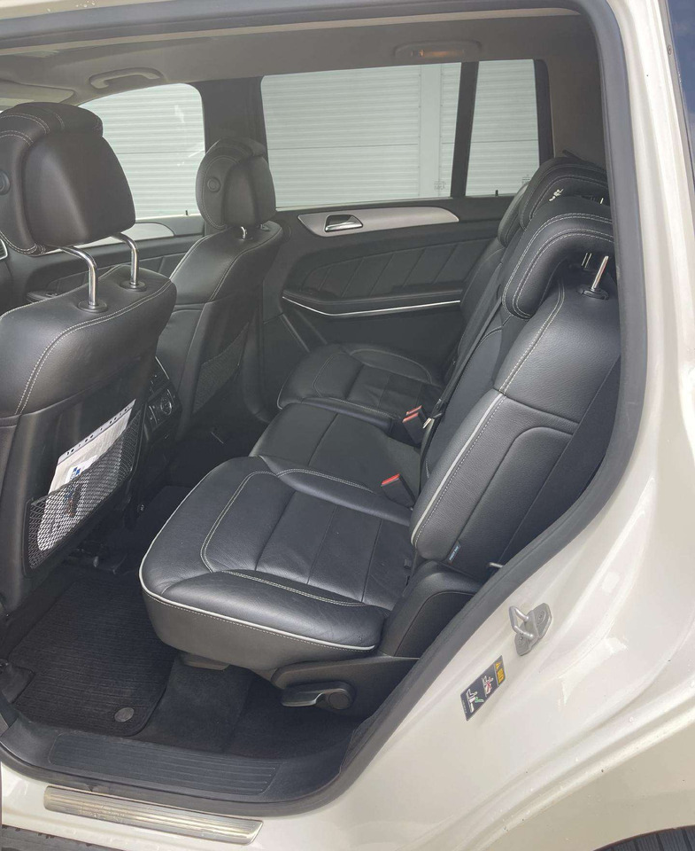 Mercedes-Benz GL350 - SUV: photos 5 Mercedes-Benz GL350 - SUV: photos 5