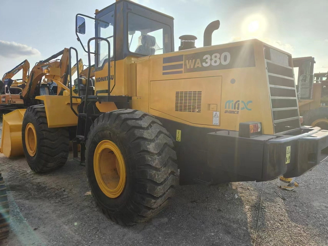 KOMATSU wa380 Low hours, direct supply from the source, lower prices - Chargeuse sur pneus: photos 3 KOMATSU wa380 Low hours, direct supply from the source, lower prices - Chargeuse sur pneus: photos 3