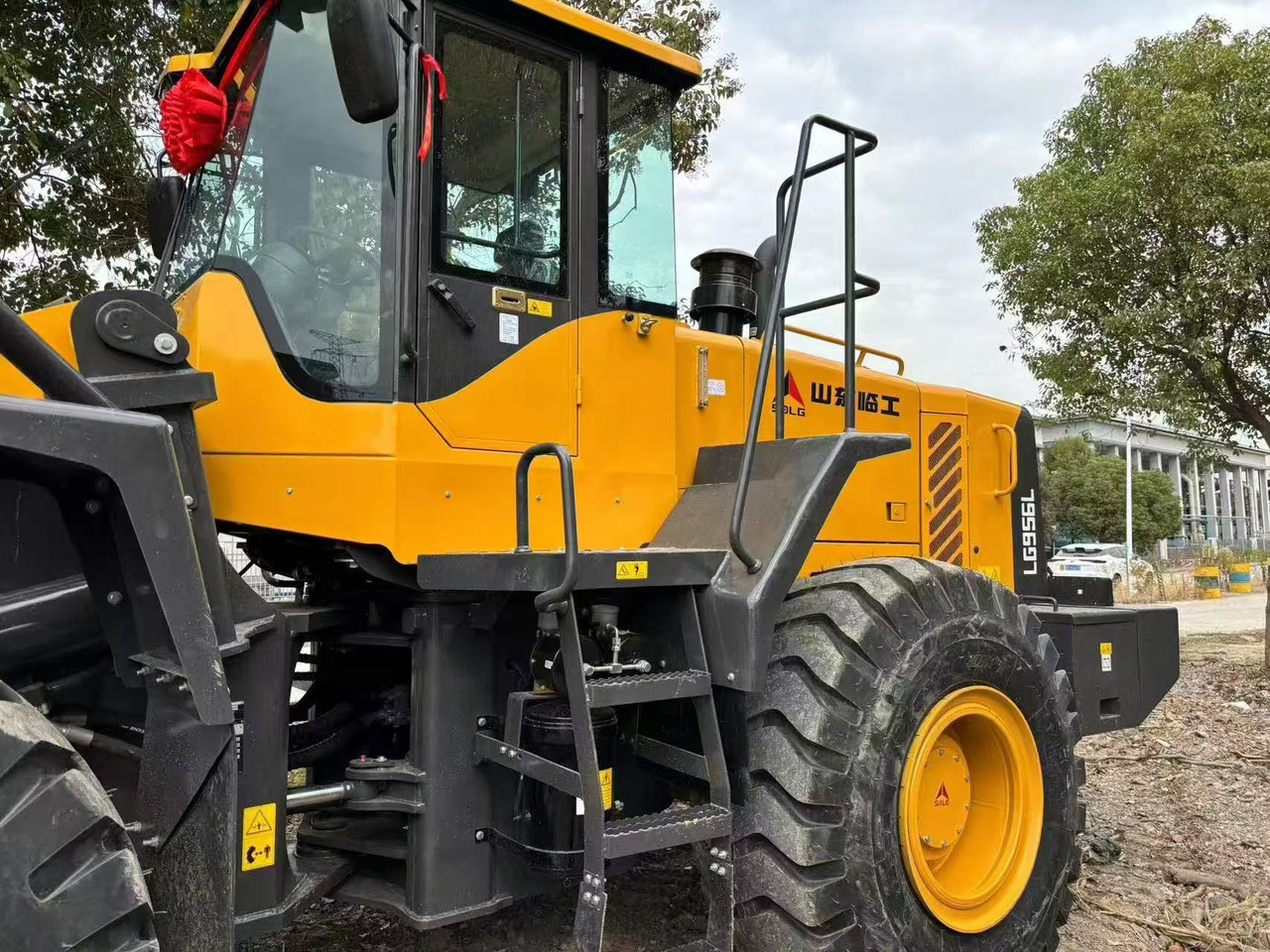 SDLG LG956L - Chargeuse sur pneus: photos 5 SDLG LG956L - Chargeuse sur pneus: photos 5