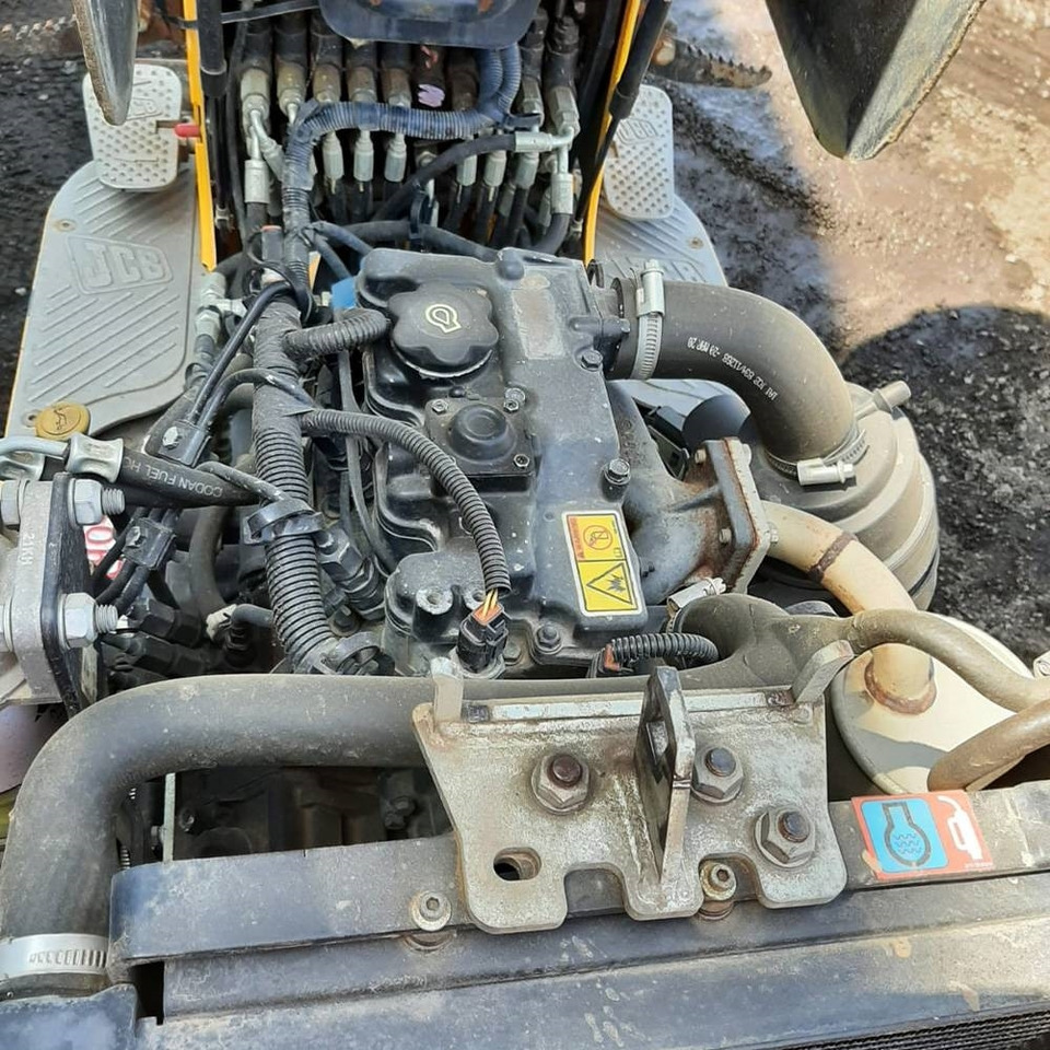 JCB 8008 - Mini pelle: photos 3 JCB 8008 - Mini pelle: photos 3