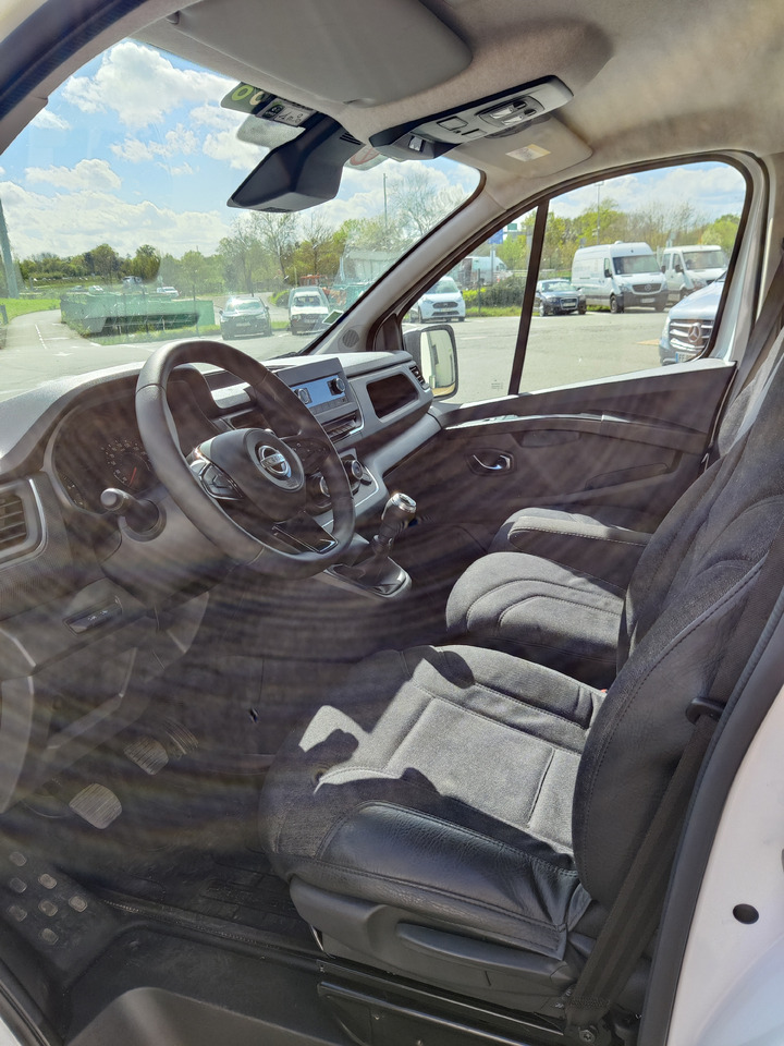 NISSAN Primastar NV300 2.0DCI130 Acenta L1H1 — crédit-bail NISSAN Primastar NV300 2.0DCI130 Acenta L1H1: photos 6
