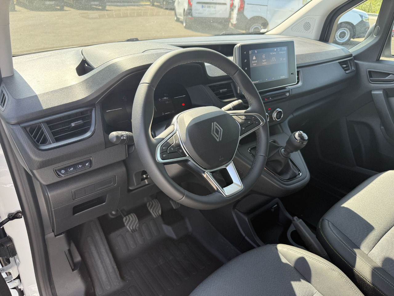 RENAULT KANGOO VAN 1.5DCI95 L1 FOURGON - Fourgonnette: photos 5 RENAULT KANGOO VAN 1.5DCI95 L1 FOURGON - Fourgonnette: photos 5