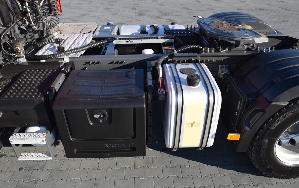 Tracteur routier Volvo FH500 / NISKA KABINA / HYDRAULIKA / EURO 6 / ACC / LEDY / ALUFELGI / SERWISOWANY / SPROWADZONY: photos 18