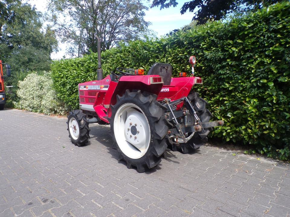 Kleintraktor Shibaura P19F - Micro tracteur: photos 3 Kleintraktor Shibaura P19F - Micro tracteur: photos 3