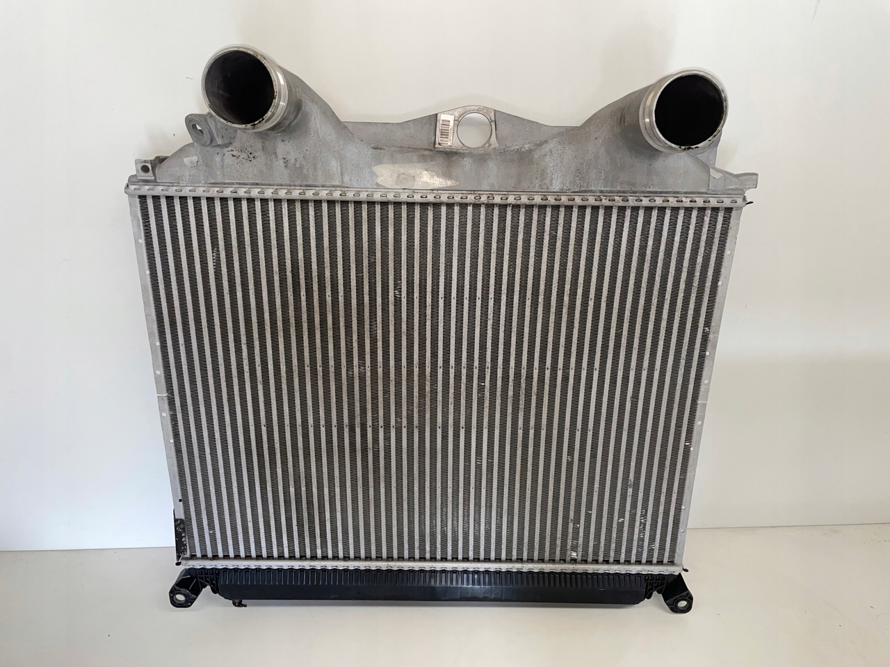 CHŁODNICA INTERCOLLER INTERKULER MAN TGS TGA - Intercooler pour Camion: photos 2 CHŁODNICA INTERCOLLER INTERKULER MAN TGS TGA - Intercooler pour Camion: photos 2