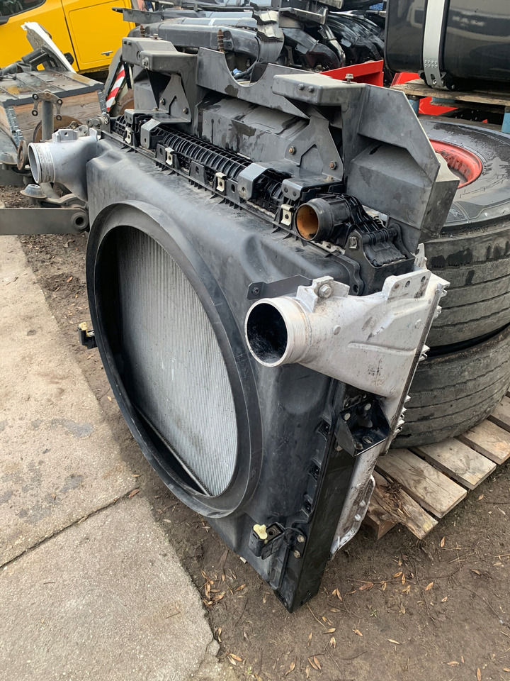 CHŁODNICA WODY POWIETRZA MERCEDES ACTROS MP4 MP 4 - Radiateur pour Camion: photos 5 CHŁODNICA WODY POWIETRZA MERCEDES ACTROS MP4 MP 4 - Radiateur pour Camion: photos 5