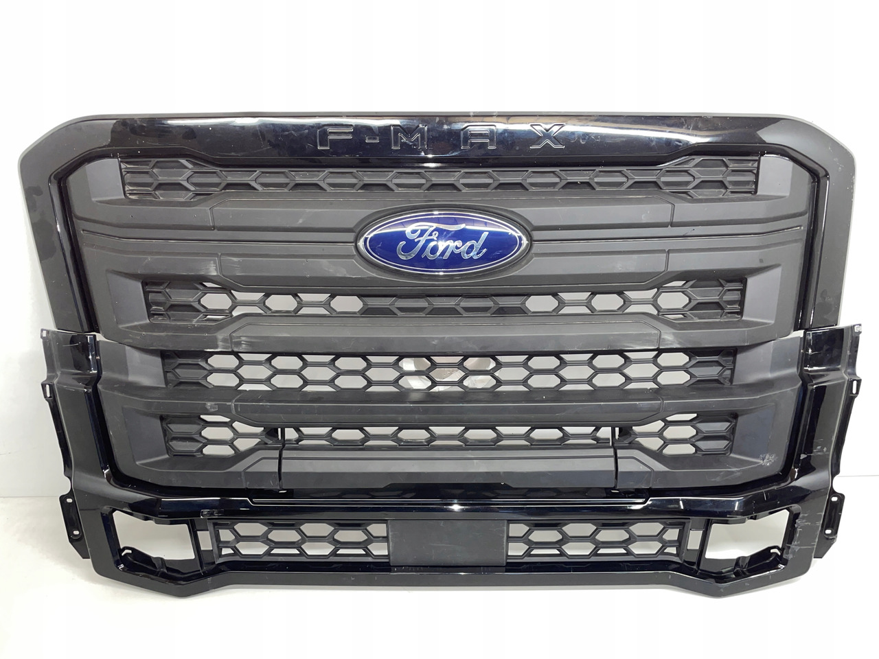 GRILL ZDERZAKA MASKI FORD F-MAX F MAX ZDERZAK ATRAPA - Pare-chocs pour Camion: photos 1 GRILL ZDERZAKA MASKI FORD F-MAX F MAX ZDERZAK ATRAPA - Pare-chocs pour Camion: photos 1