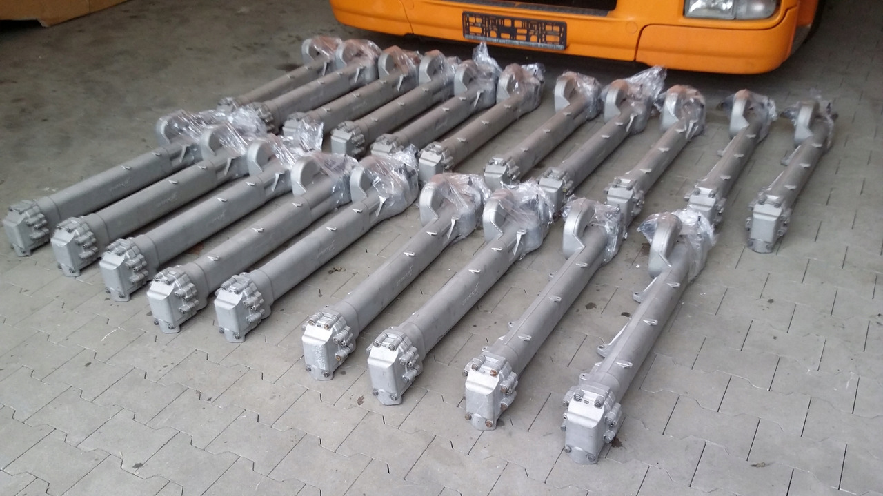 MAN F2000 TGA EGR TGX RECYRKULATOR D20,D26,D28 - Refroidisseur EGR pour Camion: photos 2 MAN F2000 TGA EGR TGX RECYRKULATOR D20,D26,D28 - Refroidisseur EGR pour Camion: photos 2