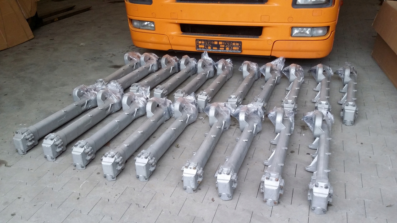 MAN F2000 TGA EGR TGX RECYRKULATOR D20,D26,D28 - Refroidisseur EGR pour Camion: photos 1 MAN F2000 TGA EGR TGX RECYRKULATOR D20,D26,D28 - Refroidisseur EGR pour Camion: photos 1