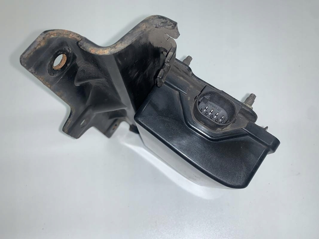 MERCEDES ACTROS MP4 RADAR DISTRONIC 0004461549 - Capteur pour Camion: photos 2 MERCEDES ACTROS MP4 RADAR DISTRONIC 0004461549 - Capteur pour Camion: photos 2