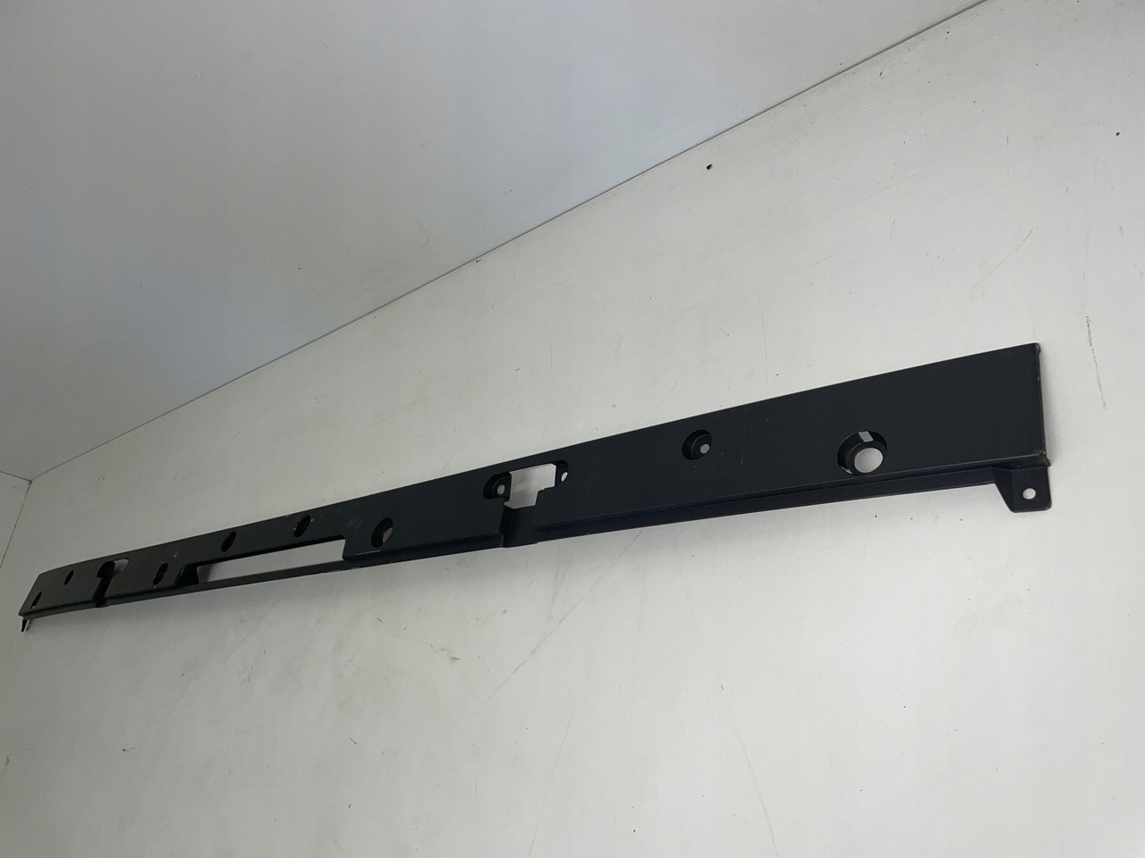 PODSZYBIE DAF XF CF LF MENZOLIT - Pare-brise: photos 3 PODSZYBIE DAF XF CF LF MENZOLIT - Pare-brise: photos 3