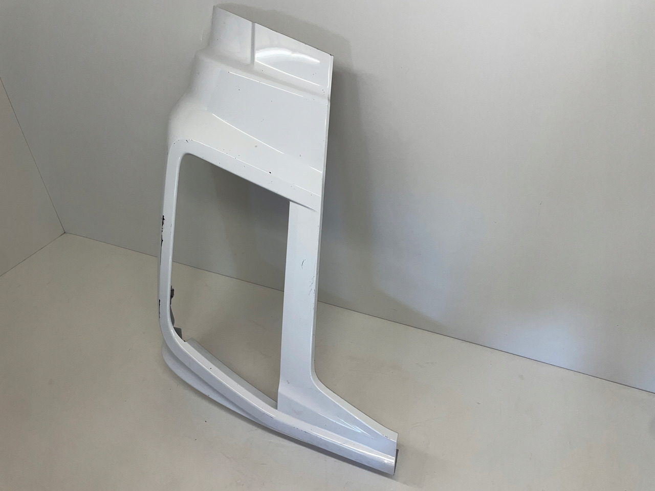 PRAWA OSŁONA OKULAR ZDERZAK FORD F-MAX JC46-17E950-A - Pare-chocs pour Camion: photos 3 PRAWA OSŁONA OKULAR ZDERZAK FORD F-MAX JC46-17E950-A - Pare-chocs pour Camion: photos 3