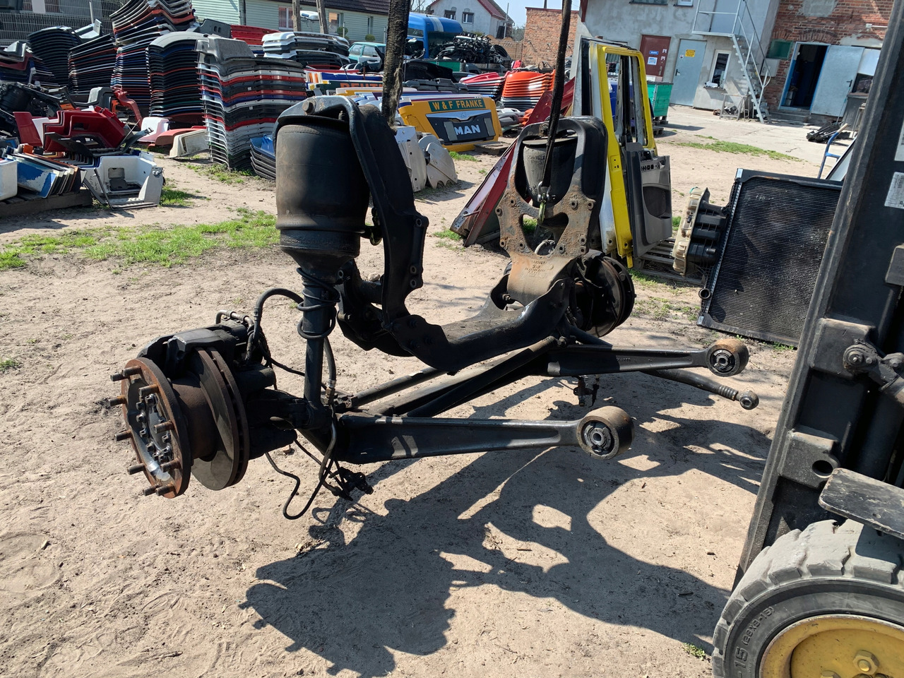 PRZEDNIA OŚ MAN TGX TGS TGA LOWDECK LOW DECK KMPL - Essieu avant pour Camion: photos 4 PRZEDNIA OŚ MAN TGX TGS TGA LOWDECK LOW DECK KMPL - Essieu avant pour Camion: photos 4