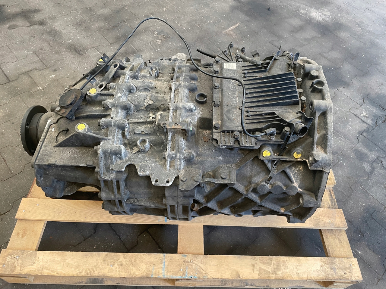 SKRZYNIA BIEGÓW MAN TGS TGX EURO 6 12AS2330TD - Boîte de vitesse pour Camion: photos 3 SKRZYNIA BIEGÓW MAN TGS TGX EURO 6 12AS2330TD - Boîte de vitesse pour Camion: photos 3