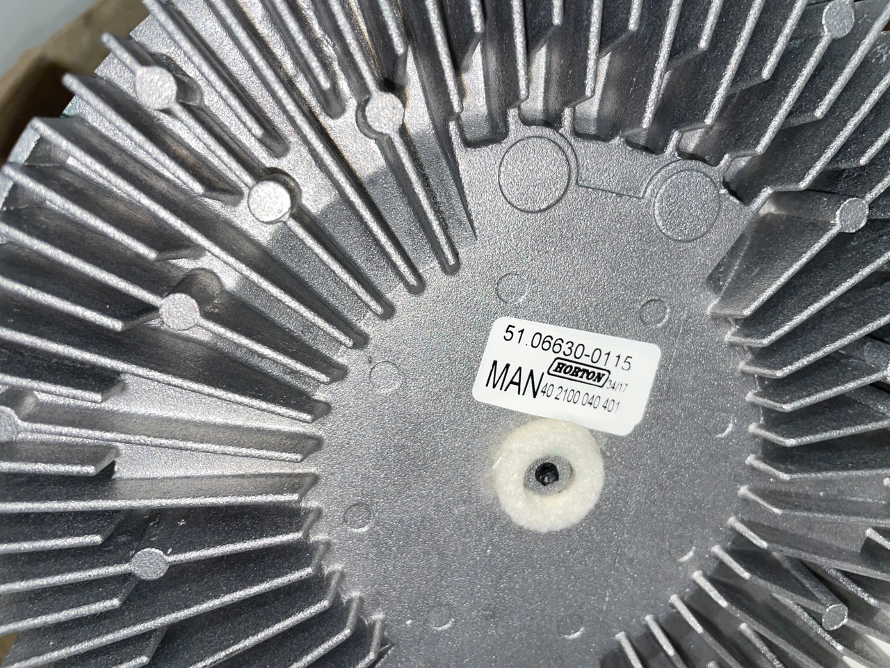 WISKOZA SPRZĘGŁO WISKOTYCZNE MAN TGA D28 - Ventilateur: photos 2 WISKOZA SPRZĘGŁO WISKOTYCZNE MAN TGA D28 - Ventilateur: photos 2