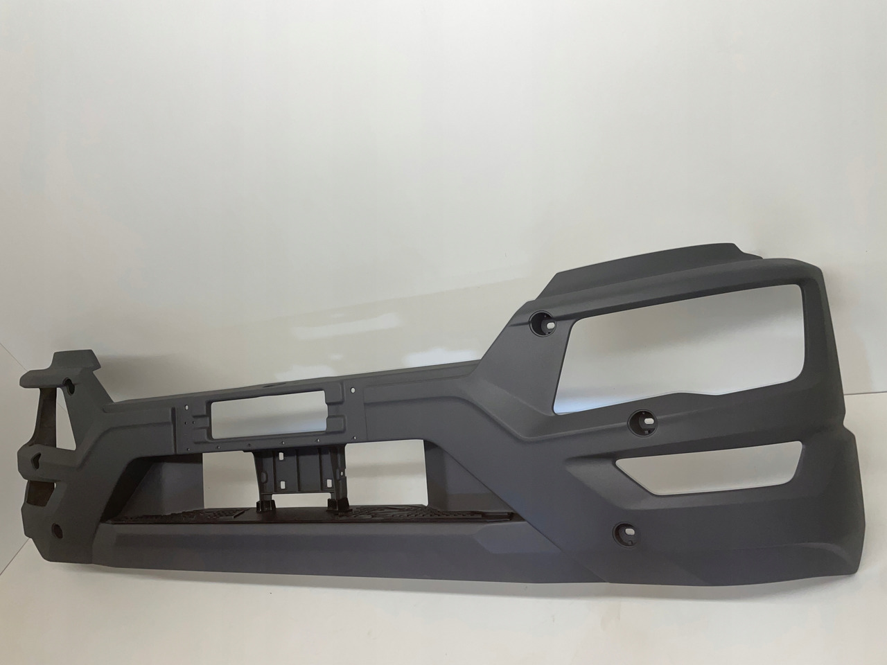 ZDERZAK MAN TGM 20- SZARY BEZ DZIUR 81416140126 - Carrosserie et extérieur pour Camion: photos 3 ZDERZAK MAN TGM 20- SZARY BEZ DZIUR 81416140126 - Carrosserie et extérieur pour Camion: photos 3