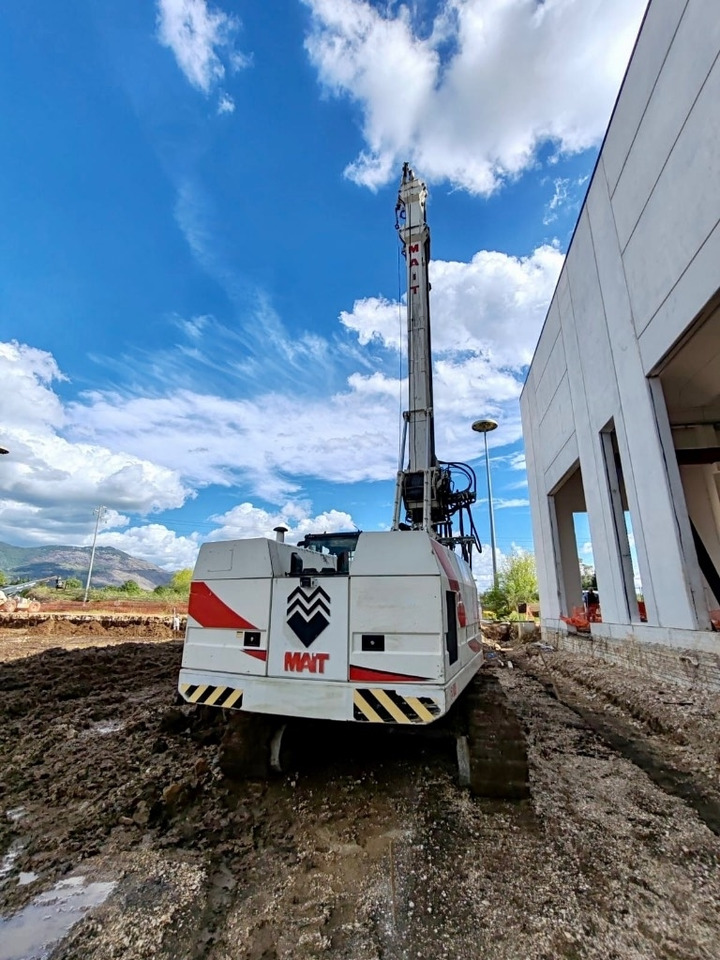 Mait HR45 - Mât de battage: photos 4 Mait HR45 - Mât de battage: photos 4