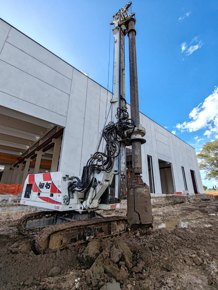 Mait HR45 - Mât de battage: photos 1 Mait HR45 - Mât de battage: photos 1