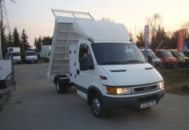 Iveco DAILY 40 C 12 - Utilitaire benne: photos 3 Iveco DAILY 40 C 12 - Utilitaire benne: photos 3