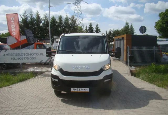 Iveco DAILY 40 C 17 3.0TDI CLIXSTAR PRAWOJAZDY E DO B 3400KGŁADOWNOŚCI - Utilitaire plateau: photos 3 Iveco DAILY 40 C 17 3.0TDI CLIXSTAR PRAWOJAZDY E DO B 3400KGŁADOWNOŚCI - Utilitaire plateau: photos 3