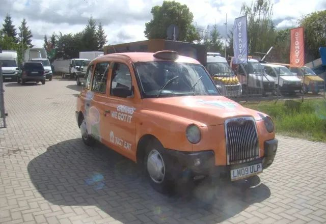 LTI Inny - Voiture: photos 4 LTI Inny - Voiture: photos 4