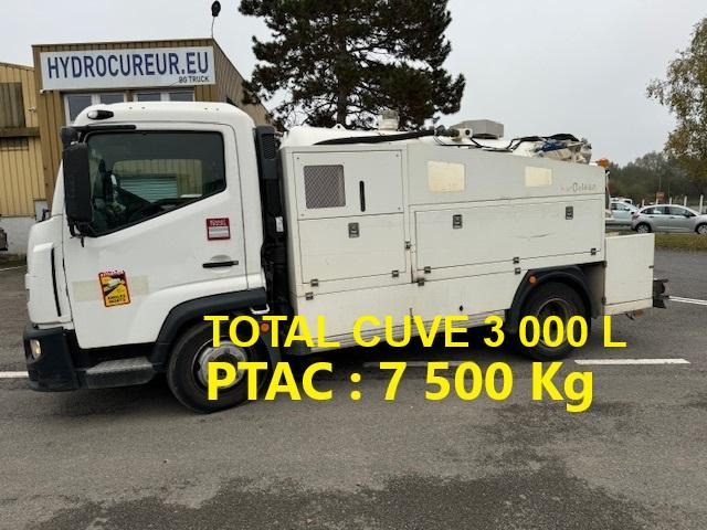 Renault D-Series - Camion vidangeur: photos 1 Renault D-Series - Camion vidangeur: photos 1