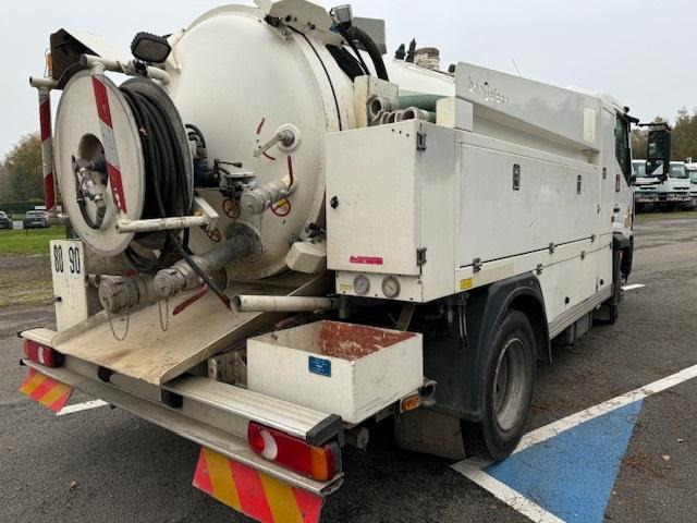 Renault D-Series - Camion vidangeur: photos 4 Renault D-Series - Camion vidangeur: photos 4