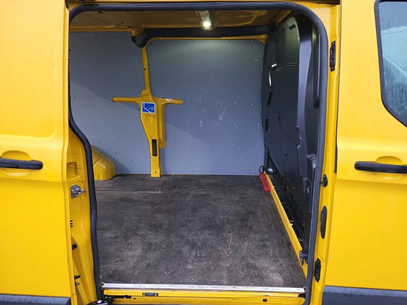 Ford Transit Custom - Fourgonnette: photos 5 Ford Transit Custom - Fourgonnette: photos 5