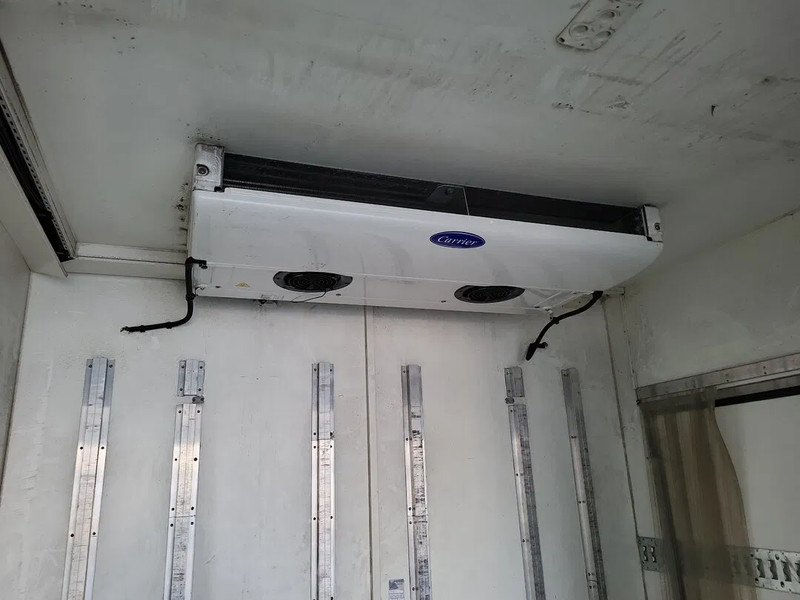 Renault T HIGH 430 - Camion isothermique: photos 5 Renault T HIGH 430 - Camion isothermique: photos 5