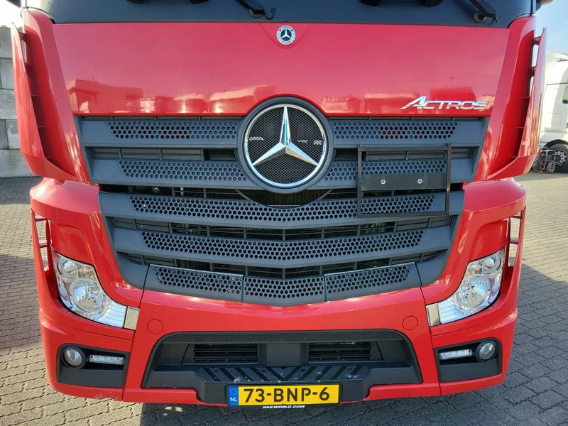 Mercedes-Benz Actros Actros 1942 - Tracteur routier: photos 3 Mercedes-Benz Actros Actros 1942 - Tracteur routier: photos 3