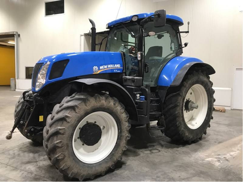 New Holland T7.250 - Tracteur agricole: photos 1 New Holland T7.250 - Tracteur agricole: photos 1