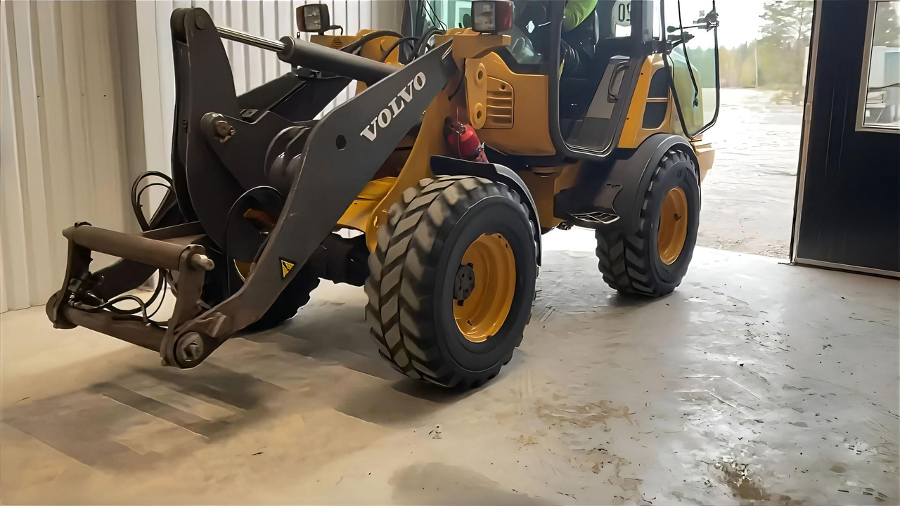 Volvo L 25 - Chargeuse sur pneus: photos 4 Volvo L 25 - Chargeuse sur pneus: photos 4