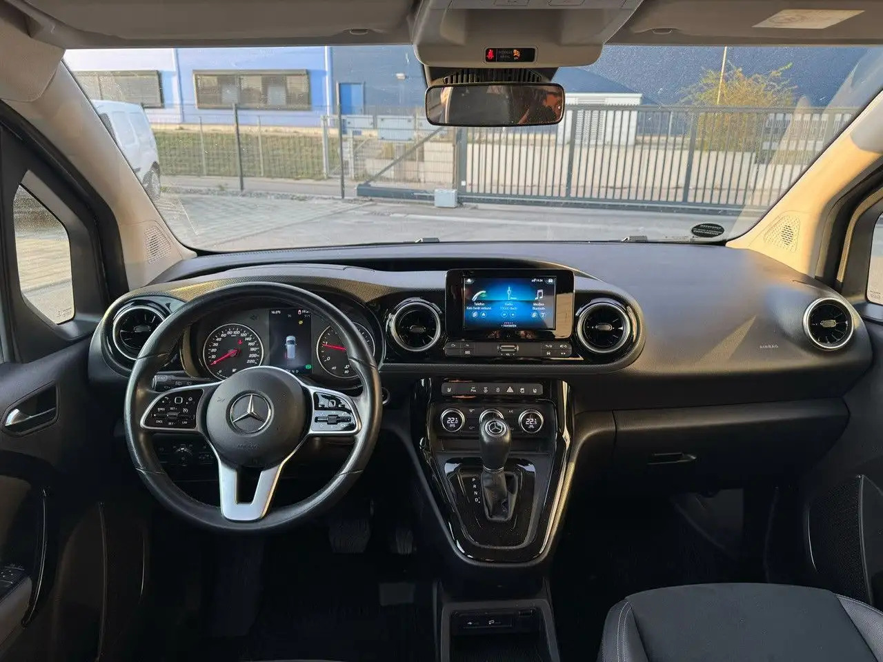 Mercedes-Benz T-Class T -Klasse 160 d standard - Voiture: photos 4 Mercedes-Benz T-Class T -Klasse 160 d standard - Voiture: photos 4