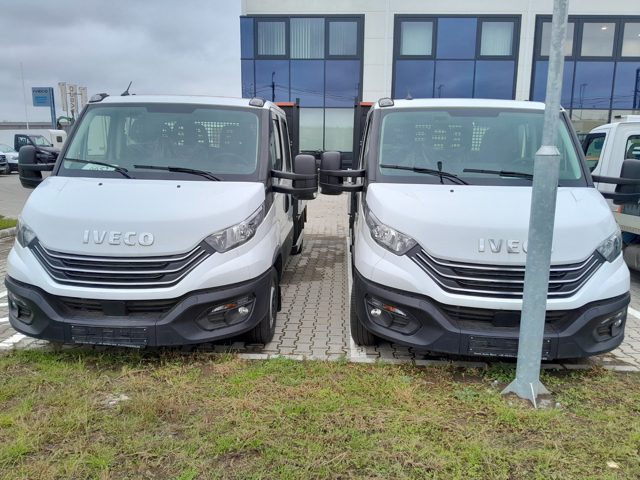 Iveco Daila 35 Daily C 18 H 3450 - Utilitaire plateau: photos 2 Iveco Daila 35 Daily C 18 H 3450 - Utilitaire plateau: photos 2