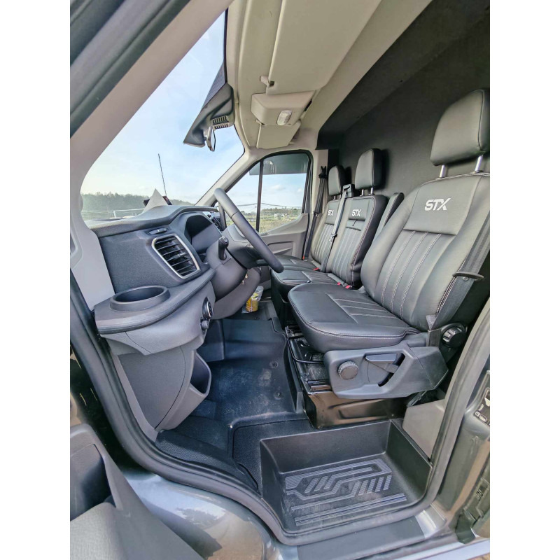 STX Ford Transit by Stephex - Camion chevaux: photos 4 STX Ford Transit by Stephex - Camion chevaux: photos 4