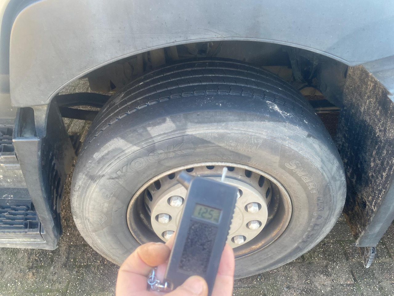 Camion benne RENAULT T460: photos 30