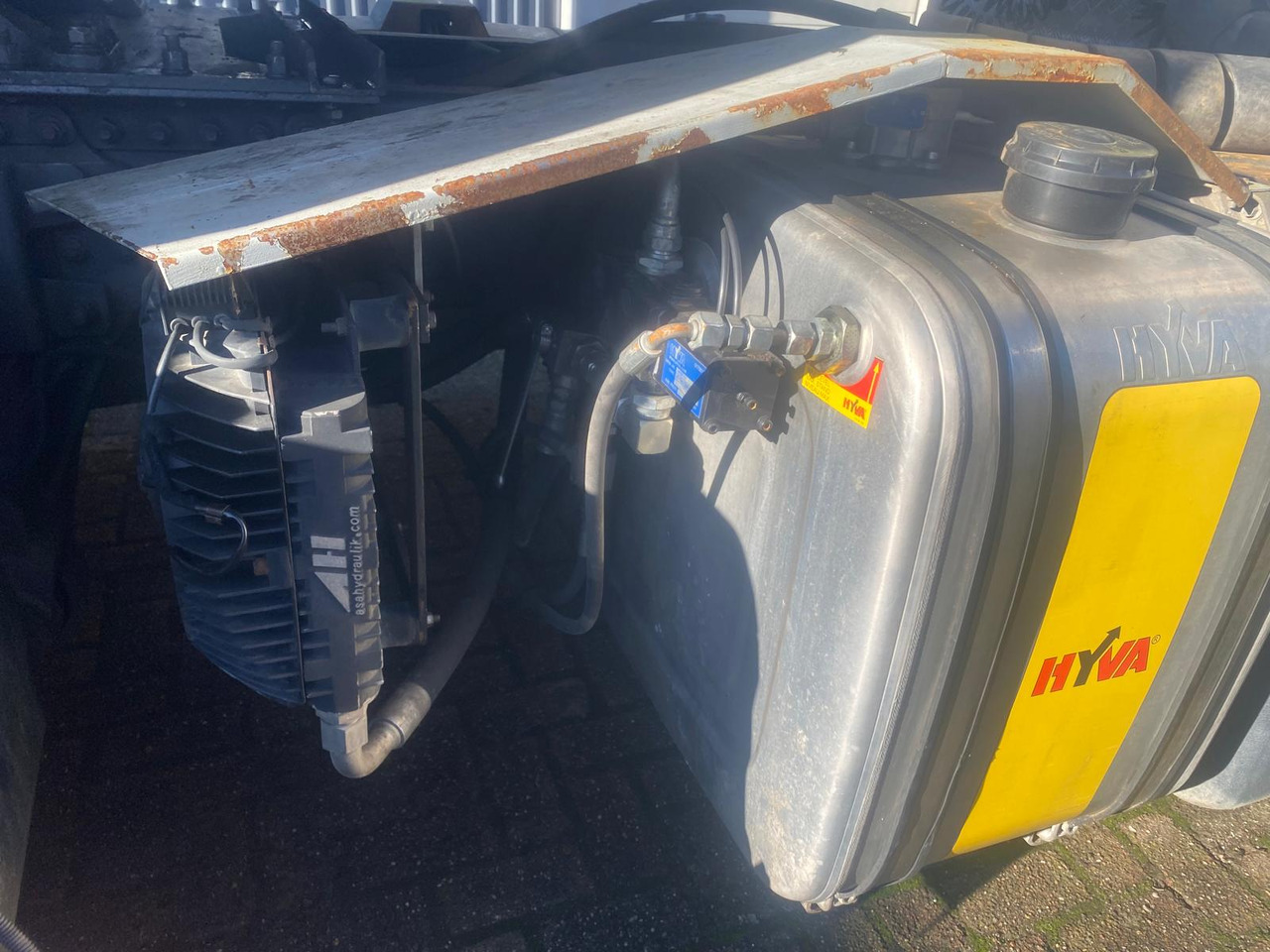 Camion benne RENAULT T460: photos 12