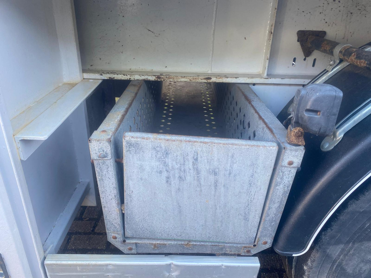 Camion benne RENAULT T460: photos 8