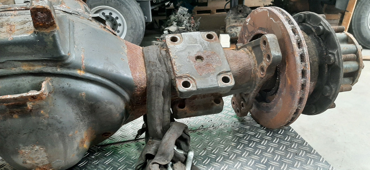 Essieu arrière pour Camion Gebrauchte DB Axor 18 - 24, Hypoidachse, 13 Tonnen, Artikel - Nr. : 81.99999 - 9999: photos 17 Essieu arrière pour Camion Gebrauchte DB Axor 18 - 24, Hypoidachse, 13 Tonnen, Artikel - Nr. : 81.99999 - 9999: photos 17