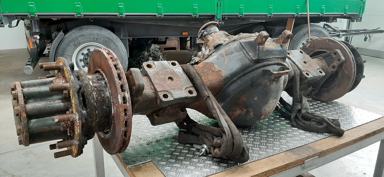 Essieu arrière pour Camion Gebrauchte DB Axor 18 - 24, Hypoidachse, 13 Tonnen, Artikel - Nr. : 81.99999 - 9999: photos 9 Essieu arrière pour Camion Gebrauchte DB Axor 18 - 24, Hypoidachse, 13 Tonnen, Artikel - Nr. : 81.99999 - 9999: photos 9