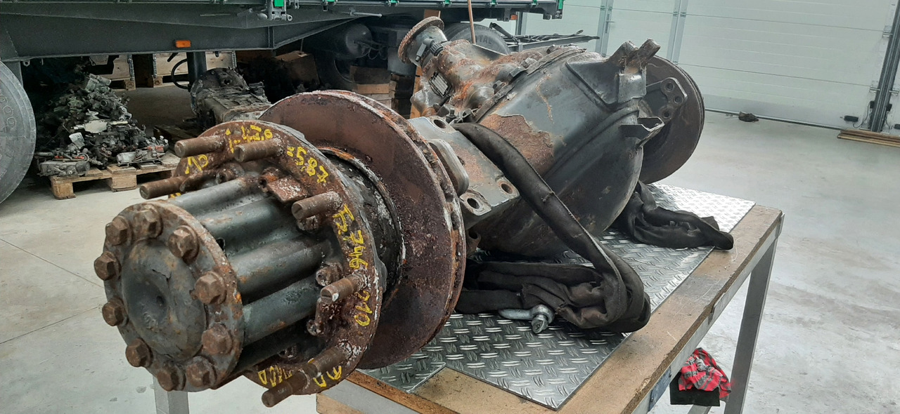 Essieu arrière pour Camion Gebrauchte DB Axor 18 - 24, Hypoidachse, 13 Tonnen, Artikel - Nr. : 81.99999 - 9999: photos 8 Essieu arrière pour Camion Gebrauchte DB Axor 18 - 24, Hypoidachse, 13 Tonnen, Artikel - Nr. : 81.99999 - 9999: photos 8