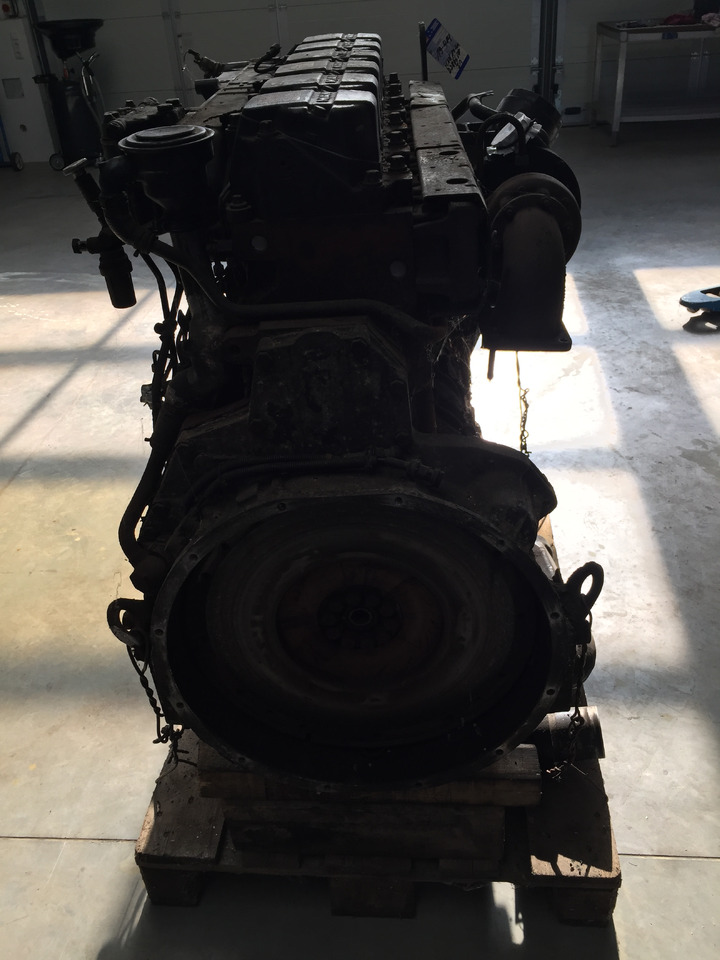 Gebrauchter Motor MAN F 2000 19.414 Typ D 2866 LF 31 Euro 3 - Moteur pour Camion: photos 4 Gebrauchter Motor MAN F 2000 19.414 Typ D 2866 LF 31 Euro 3 - Moteur pour Camion: photos 4