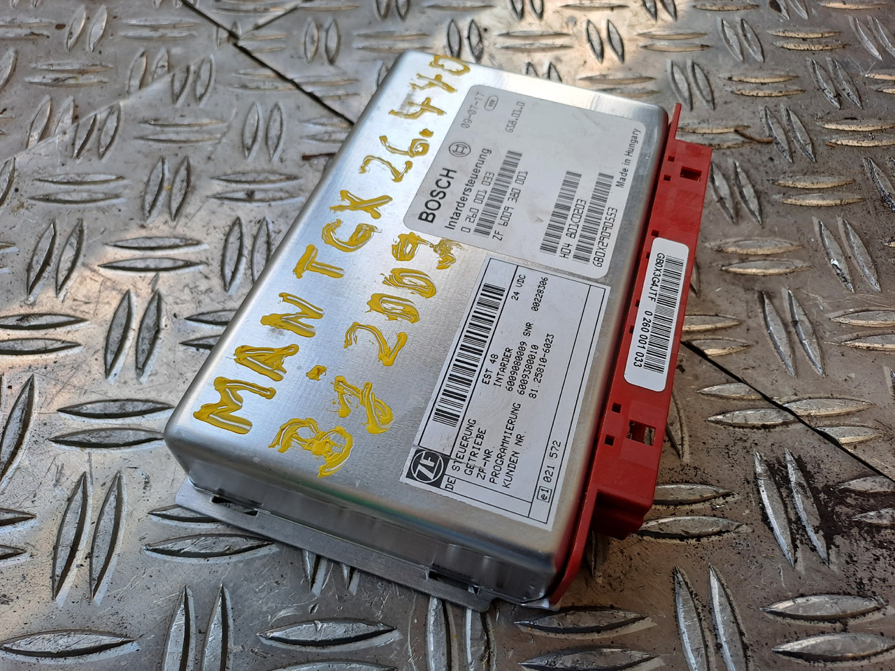 Gebrauchtes MAN TGX 26.440 Steuergerät Intarder, Artikel - Nr.: 81.25810 - 6023 - Bloc de gestion pour Camion: photos 2 Gebrauchtes MAN TGX 26.440 Steuergerät Intarder, Artikel - Nr.: 81.25810 - 6023 - Bloc de gestion pour Camion: photos 2